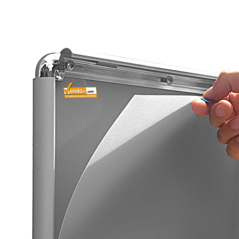 ESPOSITORE IN METALLO DA PAVIMENTO CON CORNICE 70x100 MONOFACCIALE BASE QUADRATA