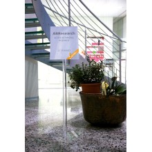 ESPOSITORE PUBBLICITARIO A LEGGIO PORTA LOCANDINE AVVISI DEPLIANT COMUNICAZIONI